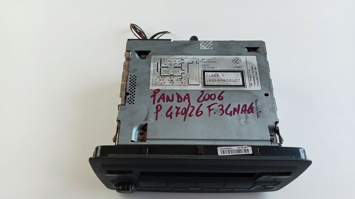 STEREO FIAT PANDA 2006 — foto 3