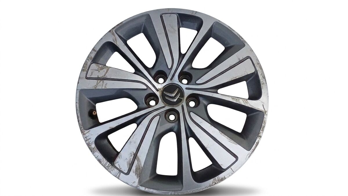 CERCHI IN LEGA 17 CITROEN GRAND C4 PICASSO 2015 5 BUCHI — foto 3