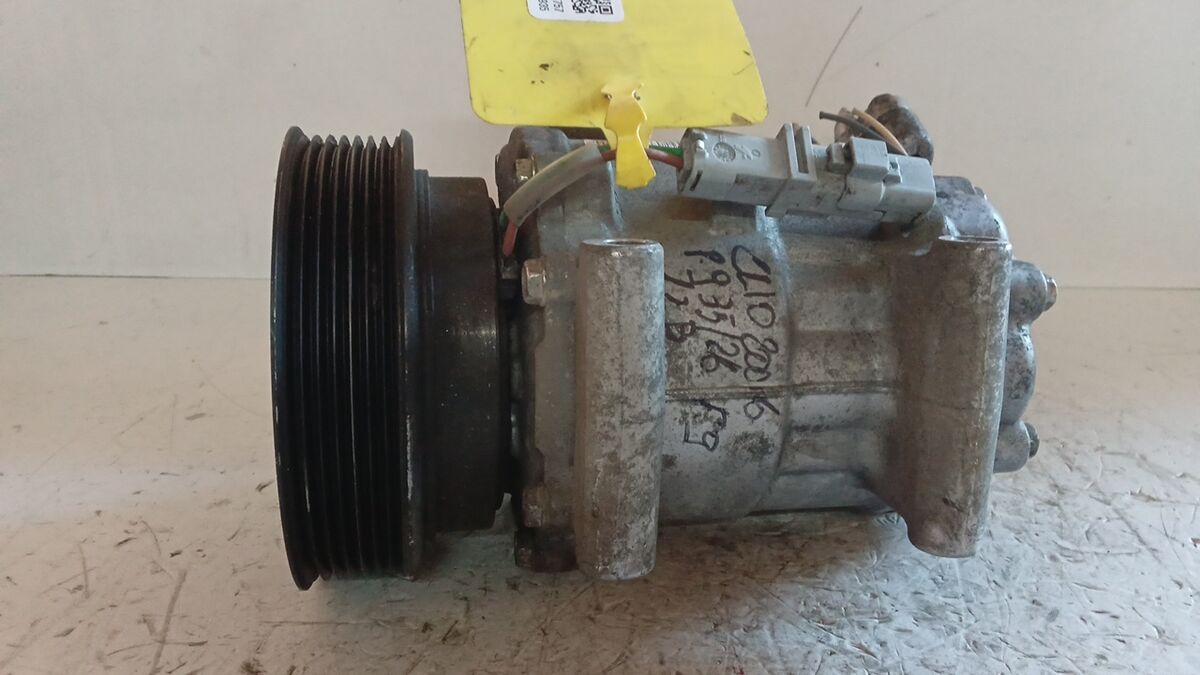 COMPRESSORE A/C RENAULT CLIO 2006 1.2 BENZ.