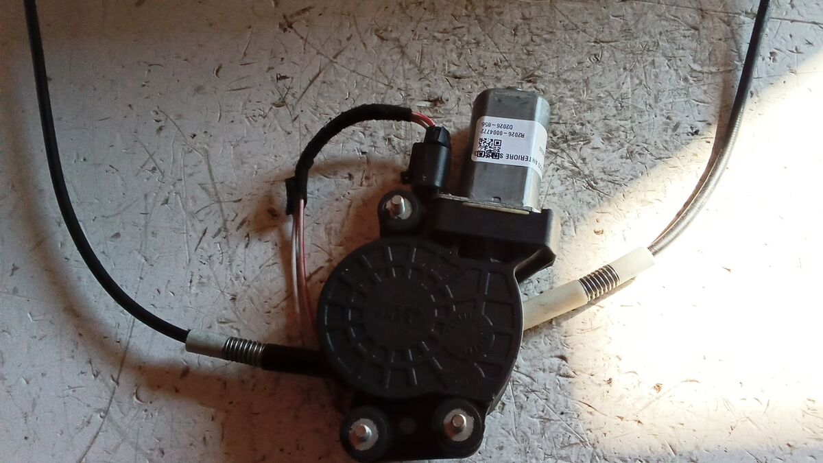 ALZACRISTALLO ANTERIORE SINISTRO FIAT PANDA 2006 2 PIN — foto 2