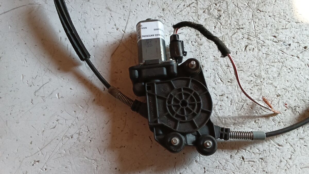 ALZACRISTALLO ANTERIORE DESTRO FIAT PANDA 2006 2 PIN 51846384 — foto 3