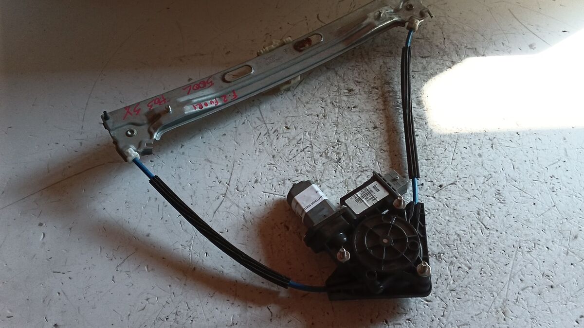 ALZACRISTALLO POSTERIORE SINISTRO FIAT 500L 2017 6 PIN 51980515