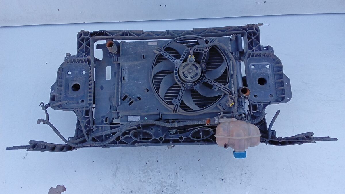 CALANDRA COMPLETA DI RADIATORI FIAT GRANDE PUNTO 2005 1.2 BENZ. — foto 3