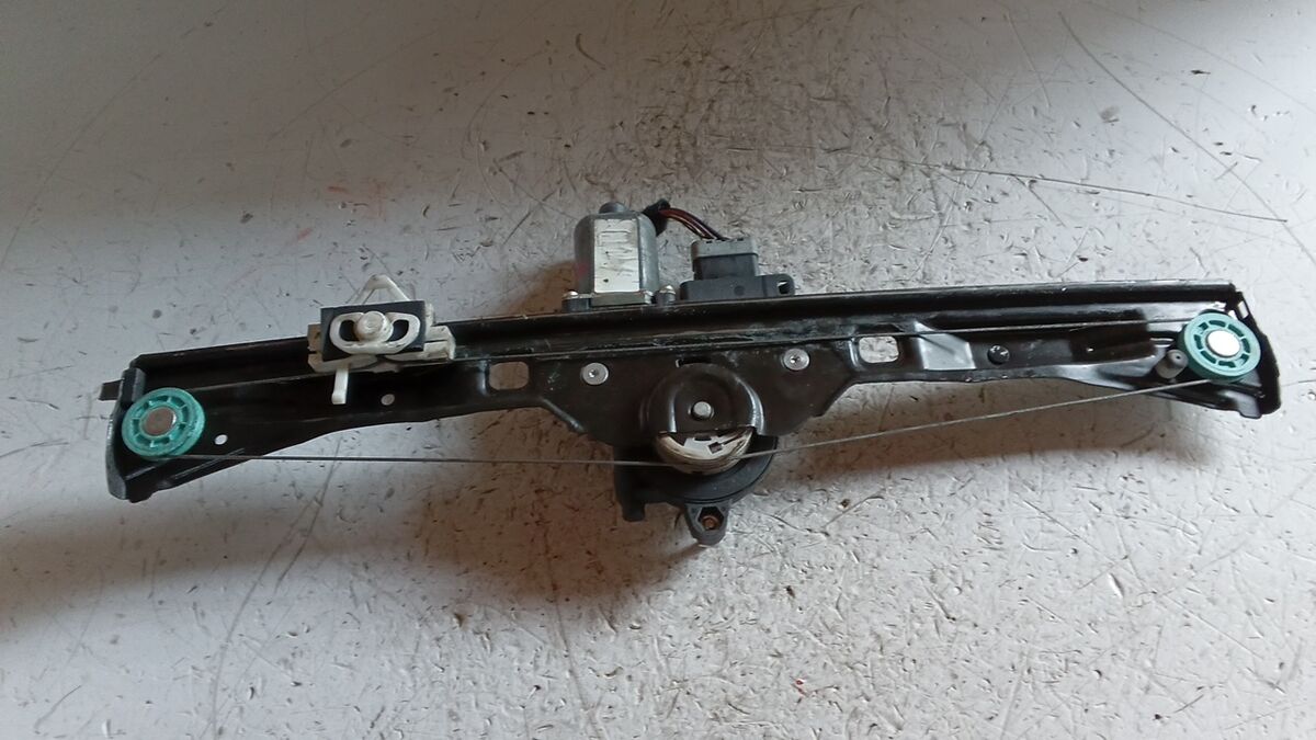 ALZACRISTALLO ANTERIORE DESTRO FIAT QUBO 2011 6 PIN — foto 4