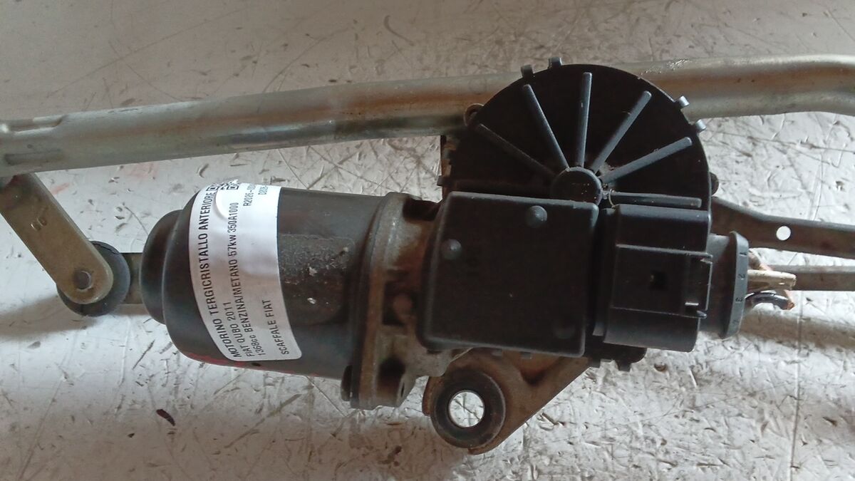 MOTORINO TERGICRISTALLI ANTERIORE FIAT QUBO 2011 — foto 2