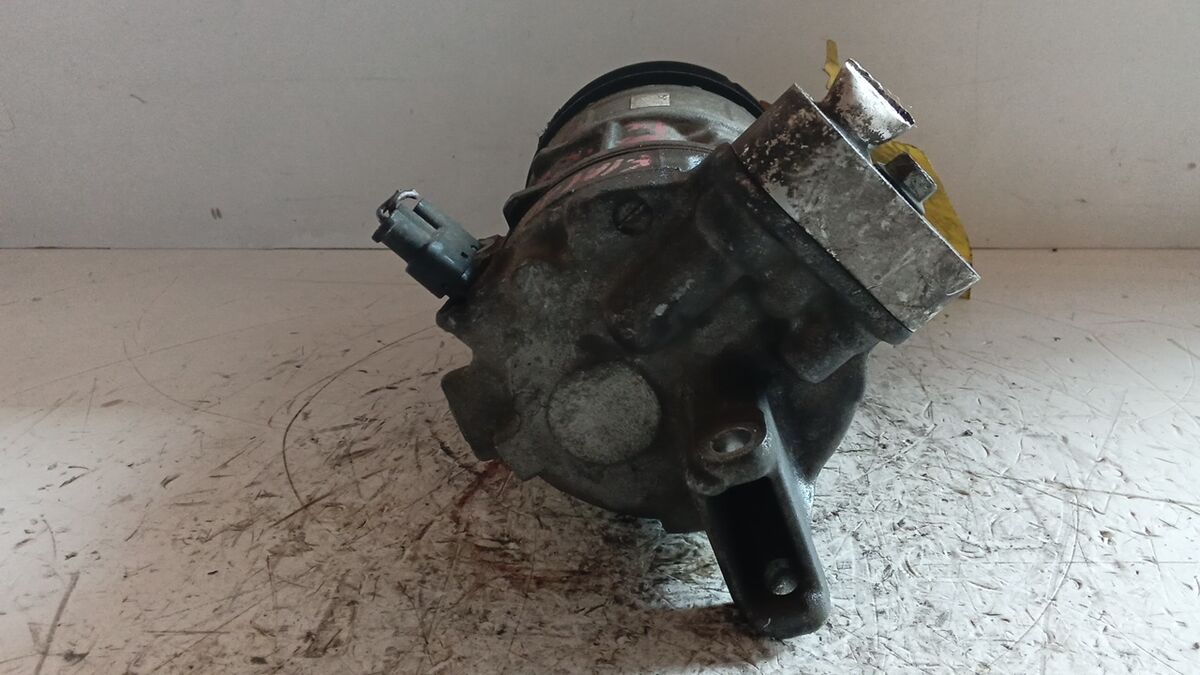 COMPRESSORE A/C FIAT SEDICI 2008 1.9 MULTIJET PULEGGIA IN PLASTICA 55701201 — foto 4