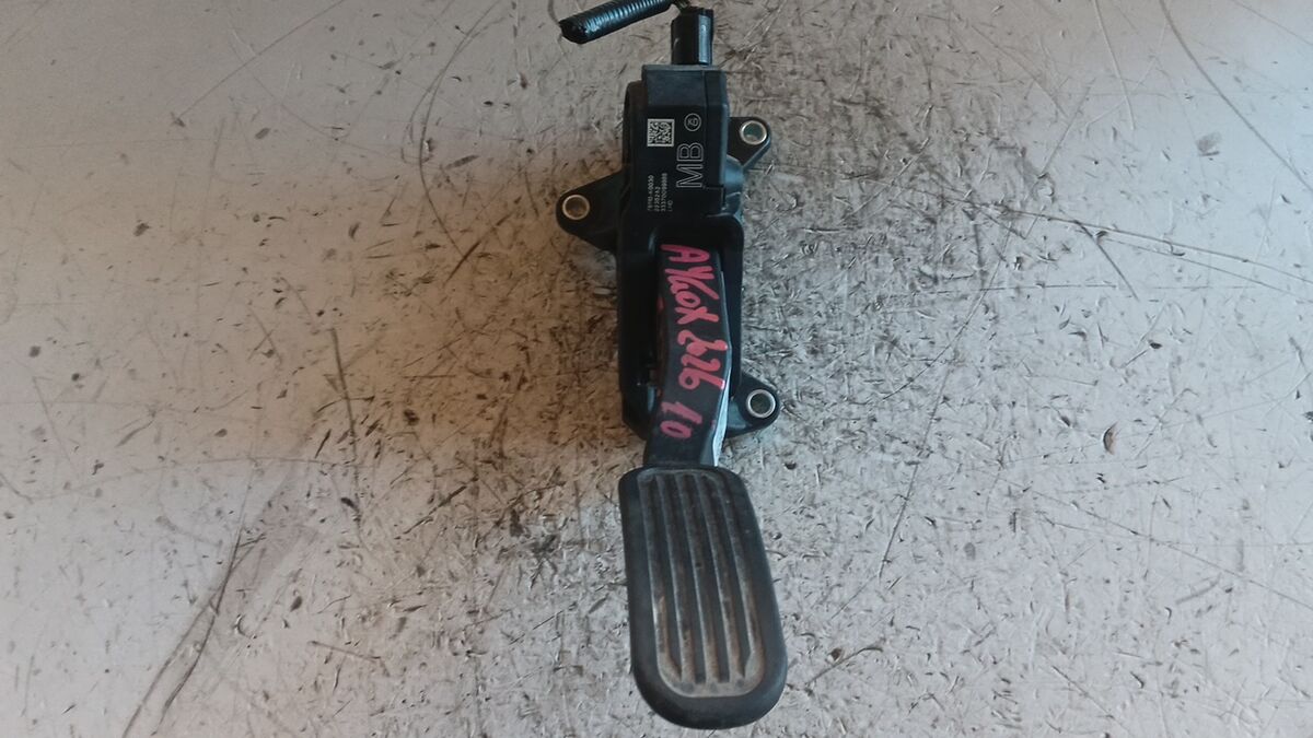 PEDALE ACCELLERATORE TOYOTA AYGO' X 2023 1.0 BENZ. 78110K0030 — foto 2