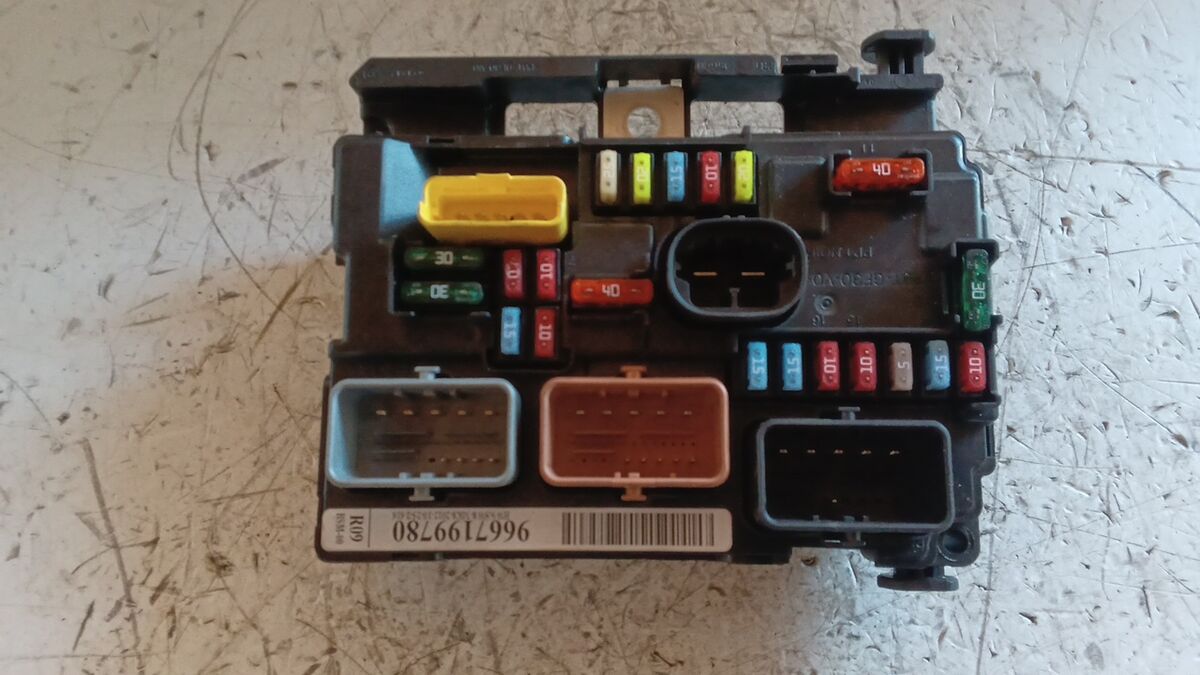 CENTRALINA BSI VANO MOTORE CITROEN C3 2013 1.4 HDI 9667199780