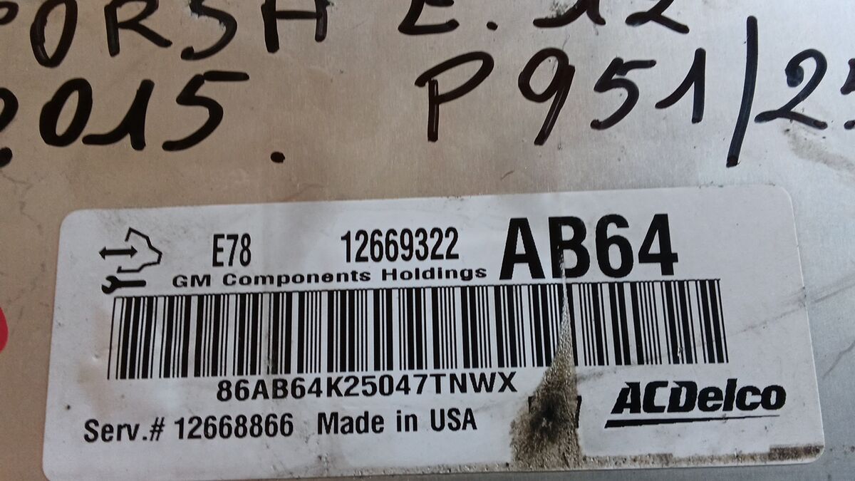 CENTRALINA MOTORE OPEL CORSA E 2015 1.2 BENZ. 12669322 - AB64 — foto 3
