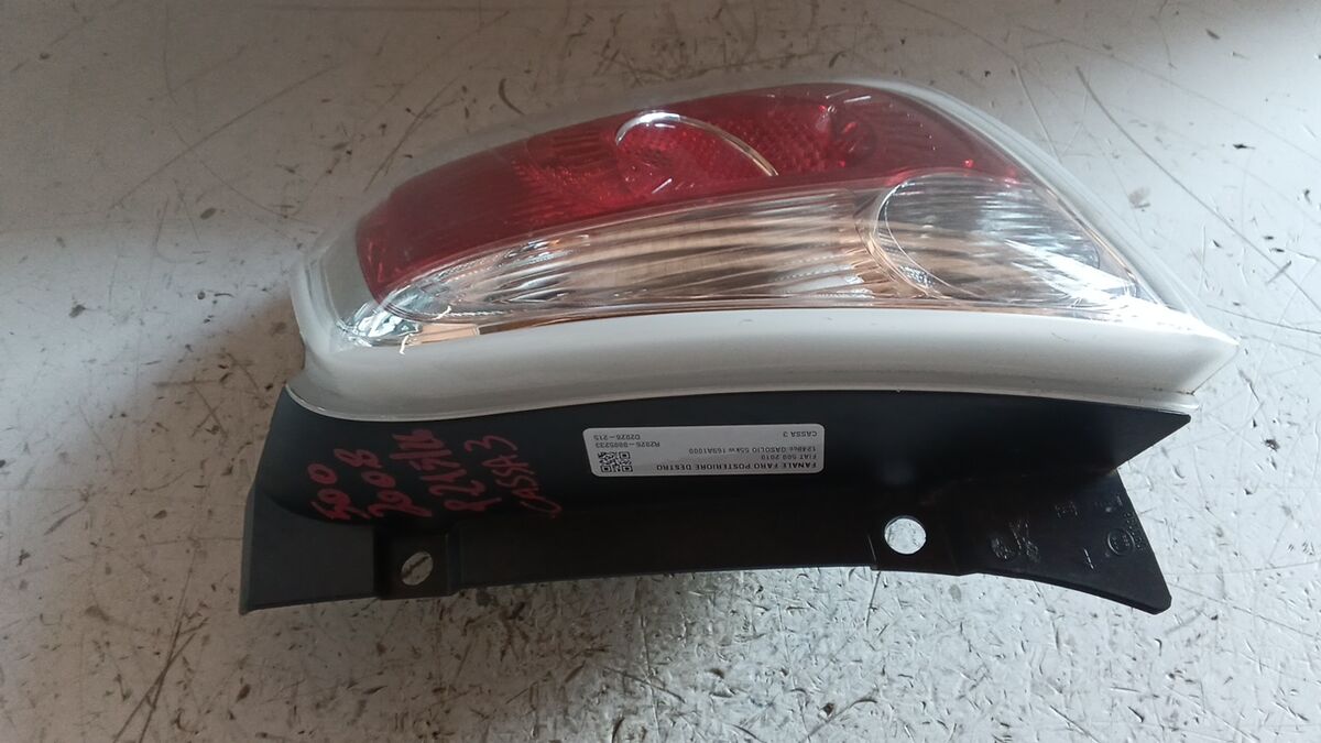 STOP DESTRO FIAT 500 2010 — foto 3