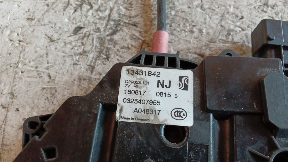 SERRATURA POSTERIORE SINISTRA OPEL CORSA E 2018 6 PIN 13431842 — foto 3