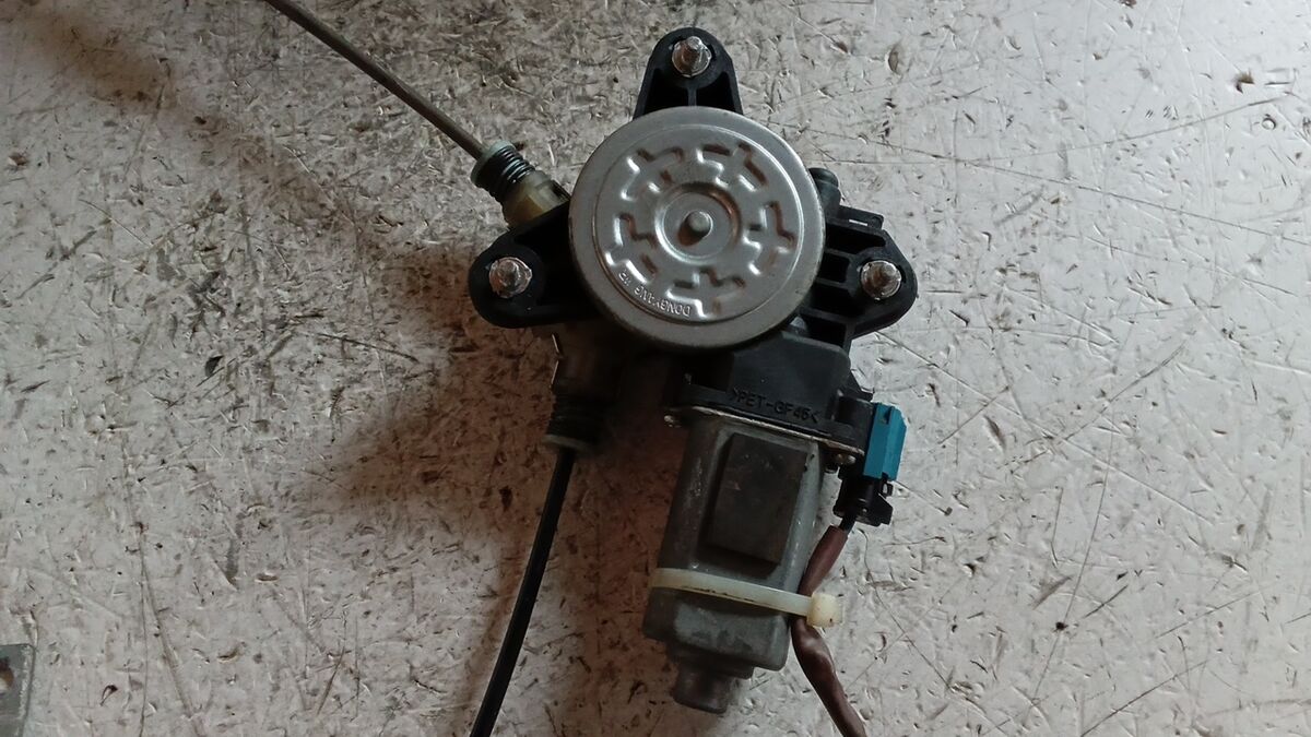 ALZACRISTALLO ANTERIORE SINISTRO CHEVROLET MATIZ 2007 2 PIN 96485141 — foto 2