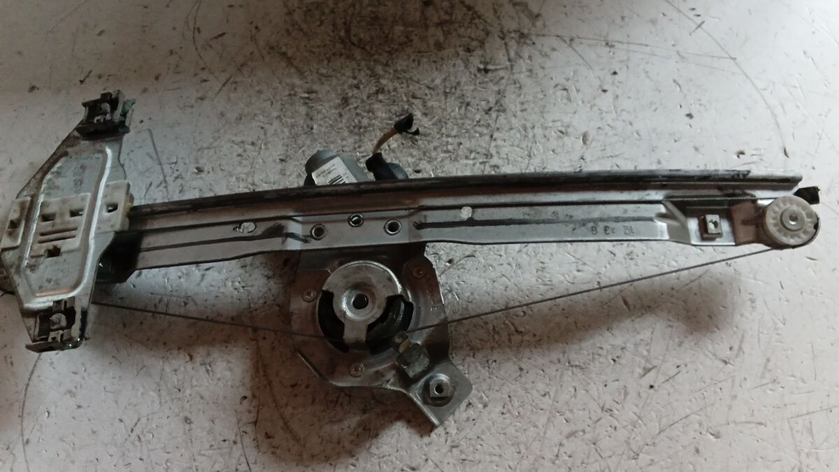 ALZACRISTALLO ANTERIORE DESTRO CITROEN C3 2012 2 PIN — foto 3