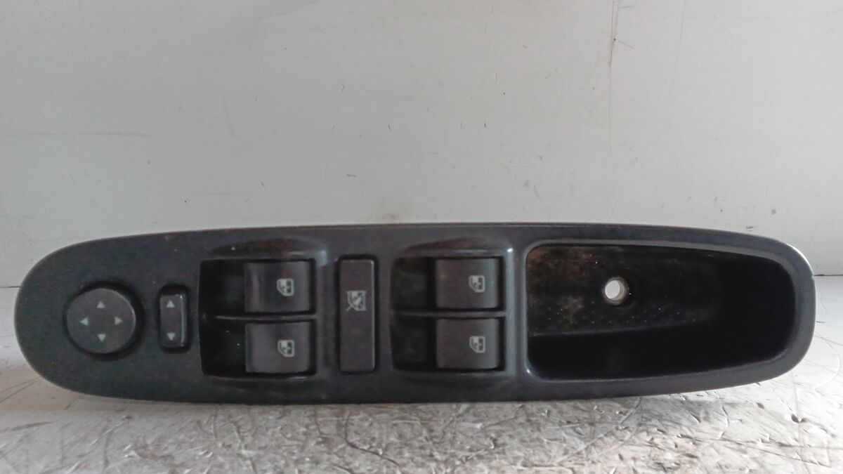 PULSANTIERA SINISTRA FIAT PUNTO EVO 2010 4 PULSANTI 11 PIN